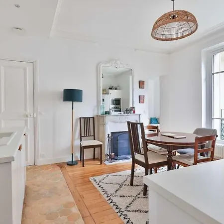 Charming Flat Place Monge Near Pantheon Appartement