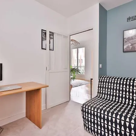 Charming Flat Place Monge Near Pantheon Appartement Paris